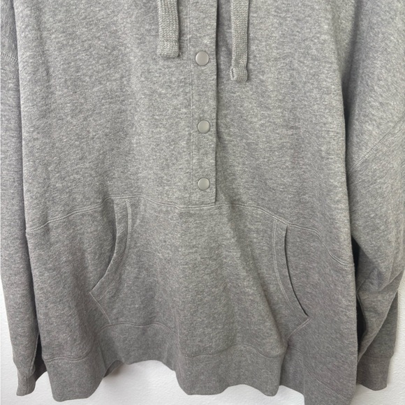 Torrid 1x NWT Hooded Sweatshirt - Picture 3 of 7